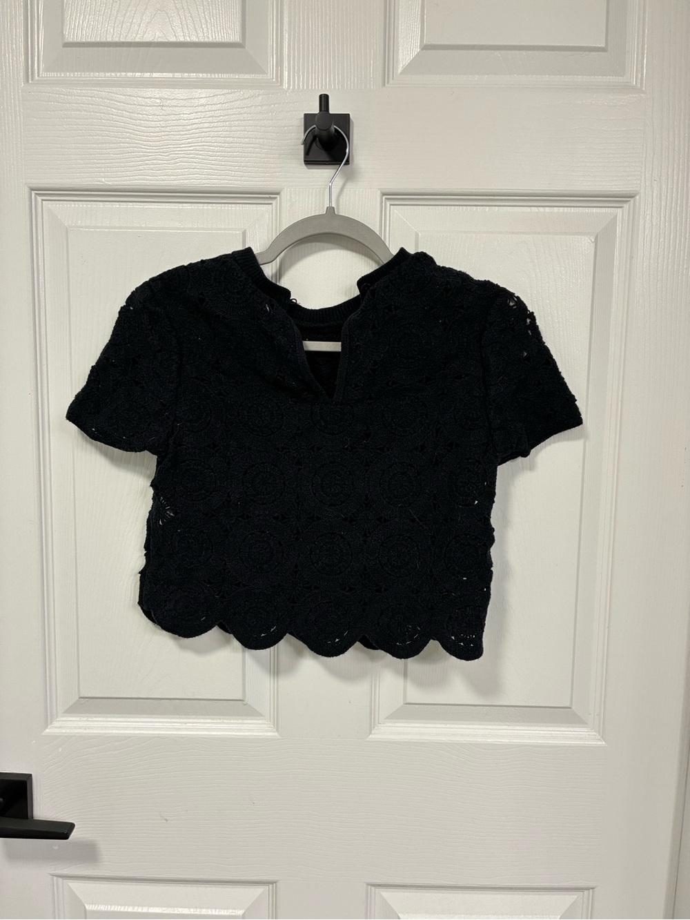 Abercrombie Black Crochet Short Sleeve Top - Picture 2 of 2
